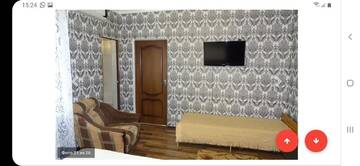 Трехместный номер с собственной ванной комнатой в Гостевом доме Dispina Guest House